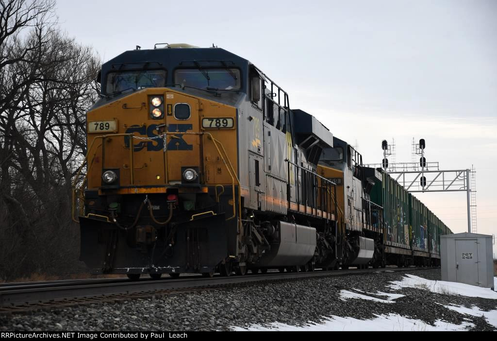 Westbound garbage train